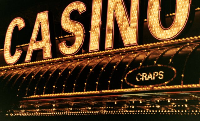 Live dealer card games at pokerboya online